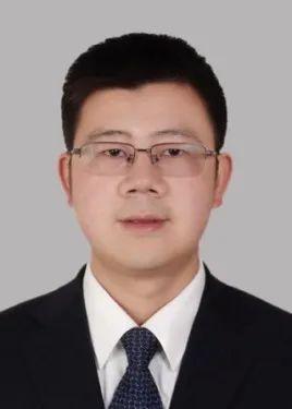 肖顺兴同志任中共镇雄县委书记