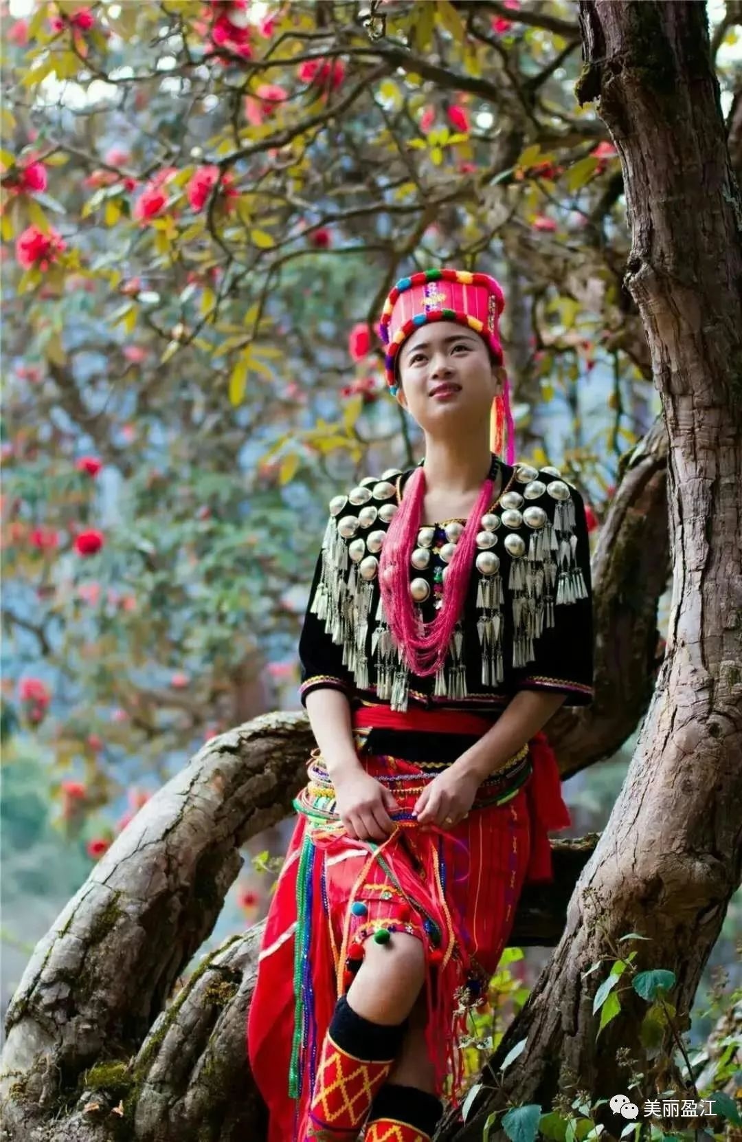 盈江民族服饰的"独白"