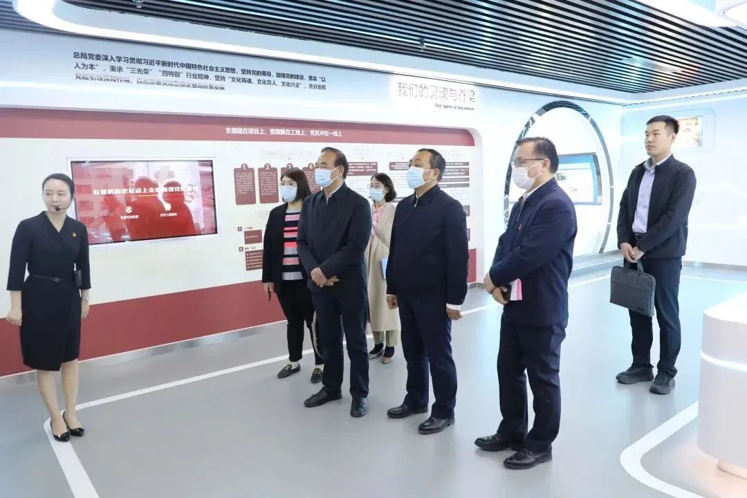 贾春曲与中国产权协会党委书记夏忠仁座谈交流