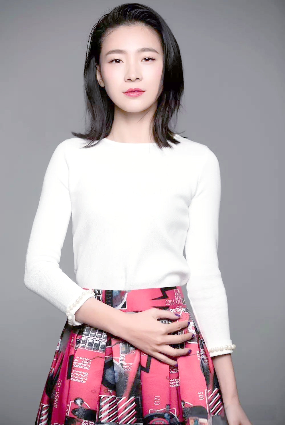 袁晶:《少帅》中的出色演绎与多样角色挑战