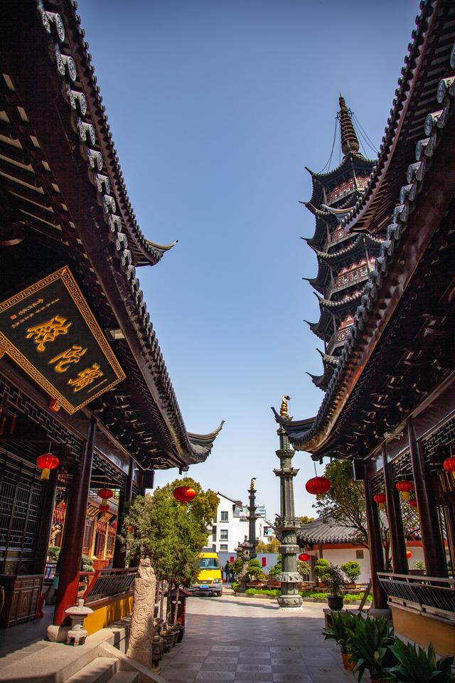 西林禅寺,中门迎客,三成待建,始建于唐咸通十三年,上海松江