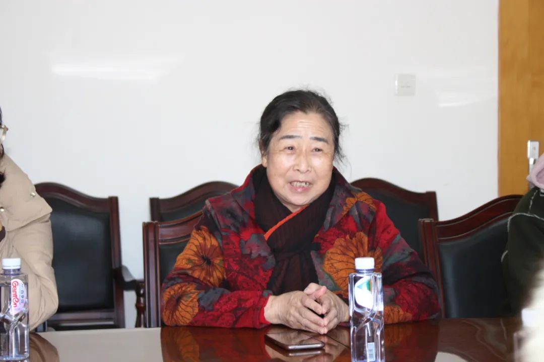 女童保护志愿者讲师张晓华老师,讲述了自己多年学习心理学知识,从事