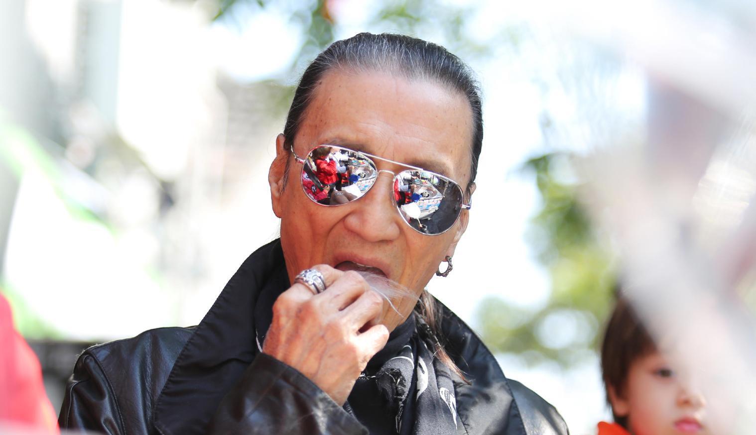 谢贤怒抽曾江的一耳光,其实已经忍了很久,只因黄药师"太嚣张"