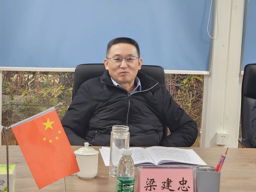 集团总经理助理梁建忠一行赴仁寿项目部检查施工生产安全管理情况