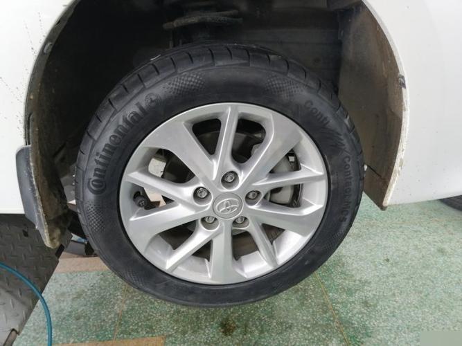 卡罗拉换什么轮胎好?