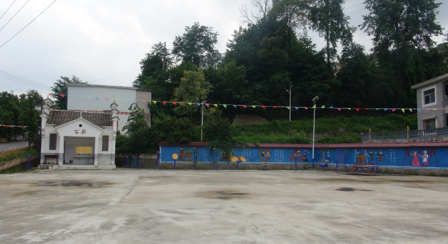 野洞河镇茶山村:扮靓乡村新底色,环境美好面貌新