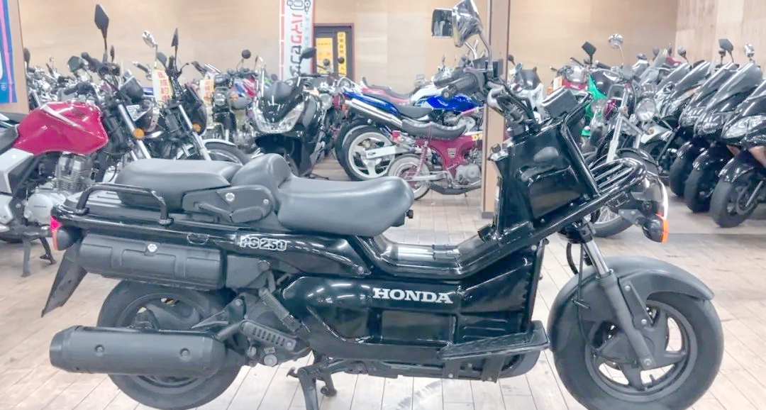 本田大金刚ps250踏板车:动力,舒适,实用,都市通勤的优选之选