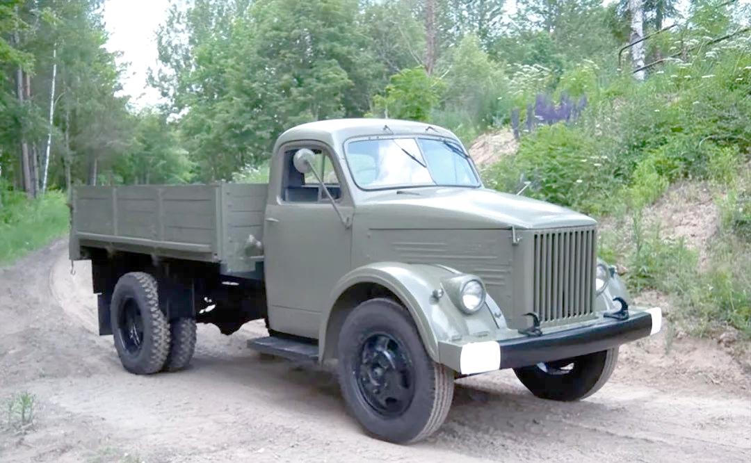 七八十年代的经典卡车,司机们回忆的情怀与技能