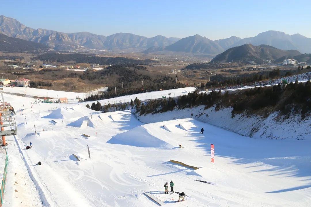 房山滑雪场图片