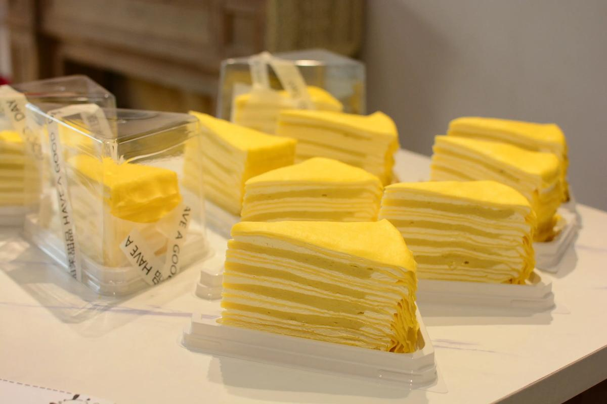 猫山王榴莲千层蛋糕:甜品界的经典与享受