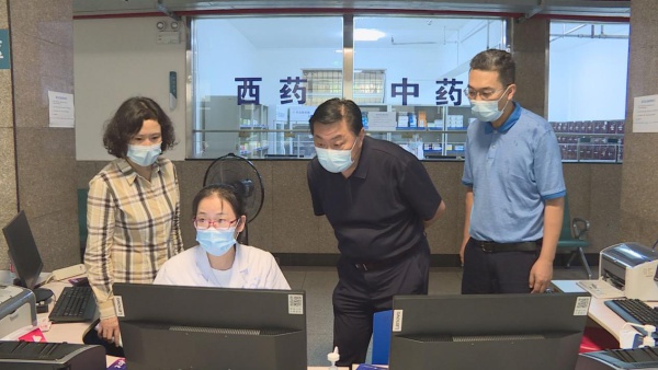 沈明云在调研疫情防控工作时强调:精准施策科学应对 筑牢疫情防控安全