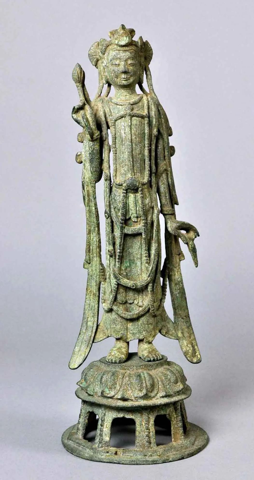 宾夕法尼亚大学博物馆藏隋代青铜大势至菩萨立像