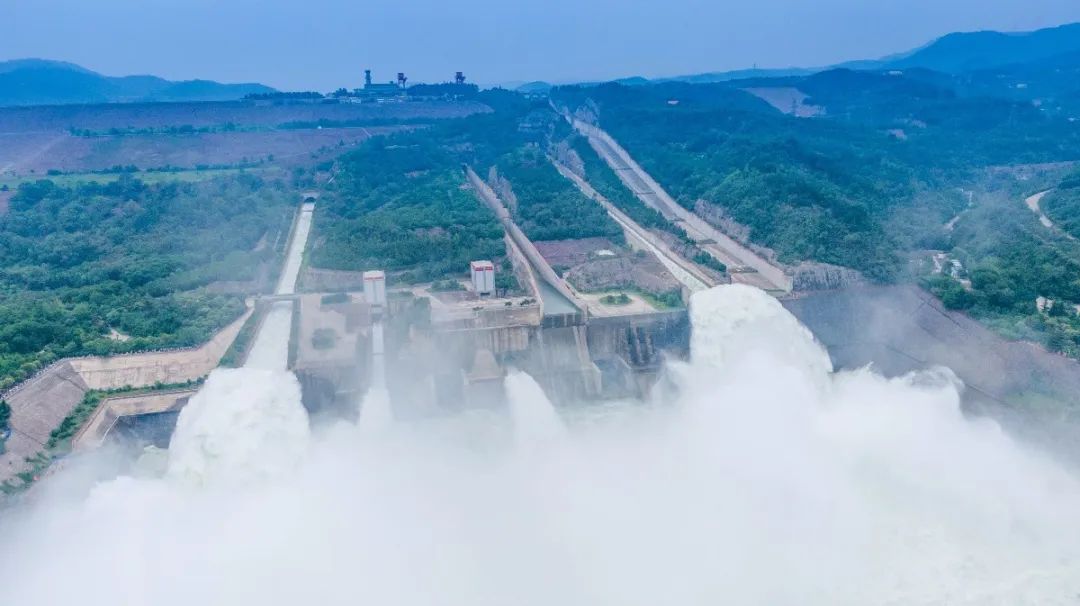 目前調水調沙運用期間,小浪底和西霞院水庫水位變幅大,水流速度快