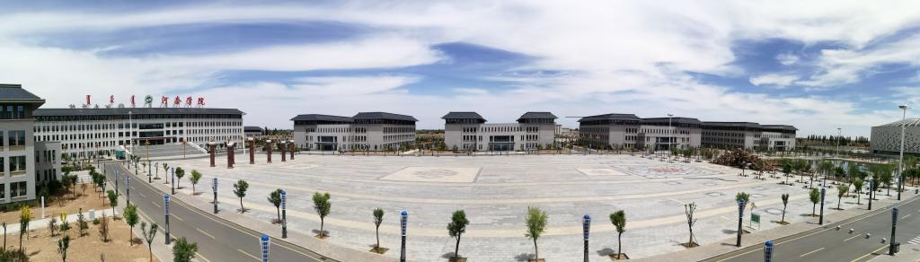 内蒙古巴彦淖尔有什么本科大学?