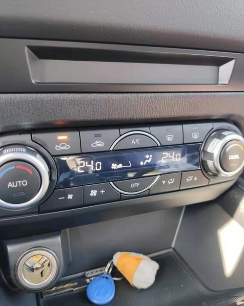 马自达cx5空调一边热风一边冷风