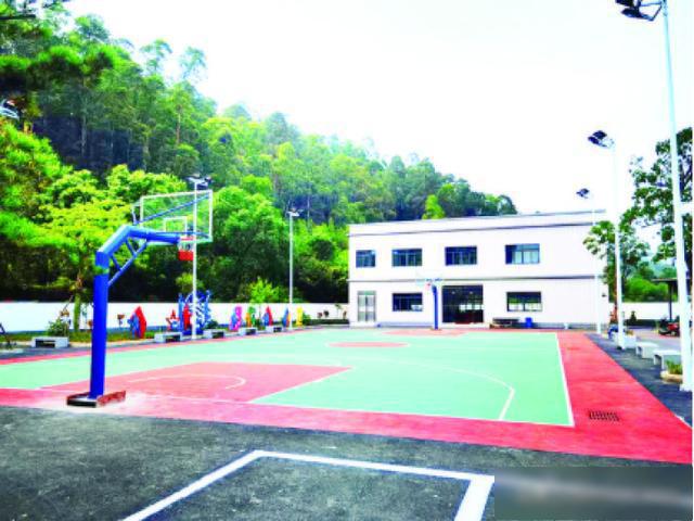 惠州市惠阳县新圩镇红卫村文体广场建成启用