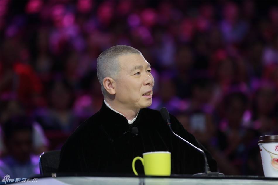 京圈大导冯小刚曾忍受十年"冯裤子"之耻