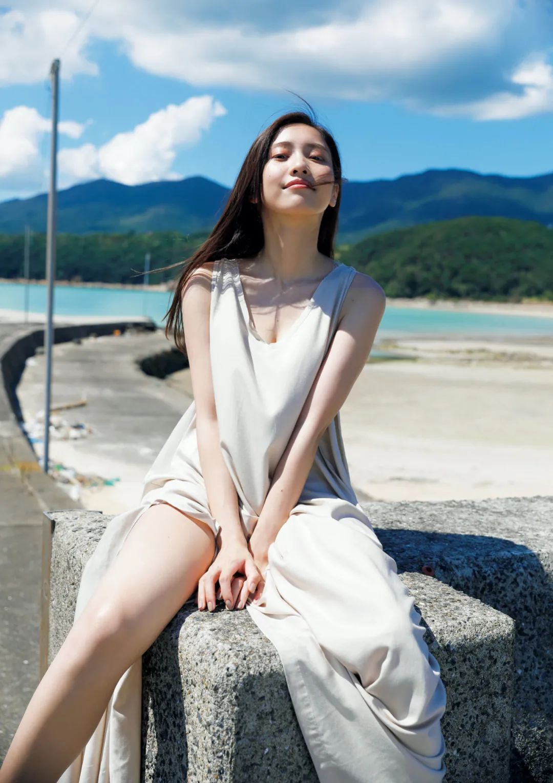 日本f杯嫩模宛如人间尤物谁能顶的住?佐佐木希