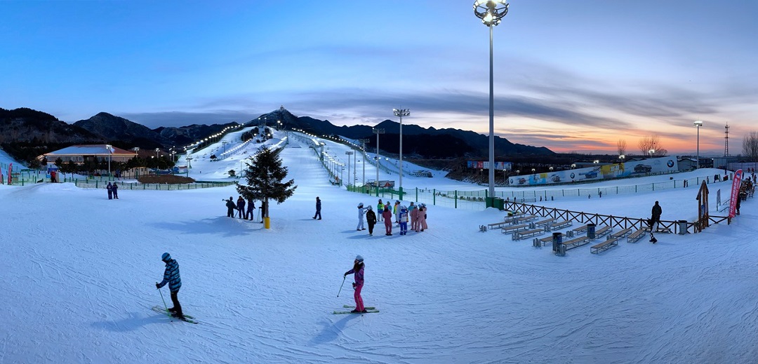 北京密云南山滑雪场图片