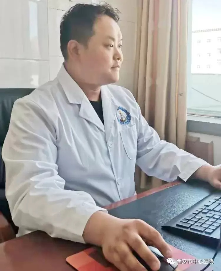 西安市中心医院心内科医生卢博:用心搭起"心"的桥梁