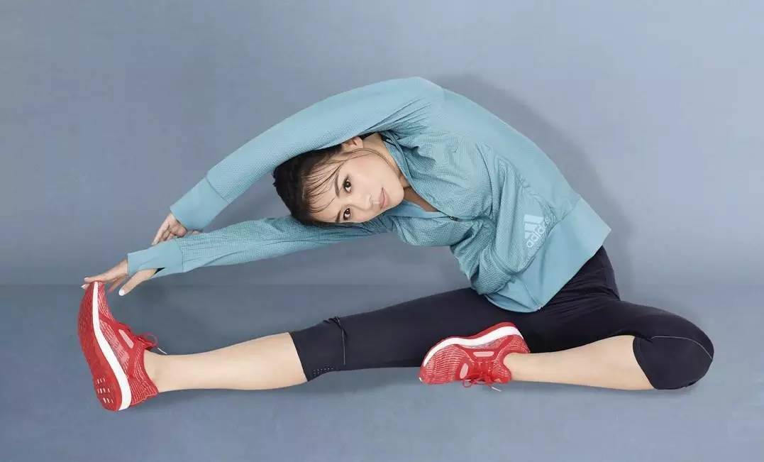 做平板支撑的时候,总出现身体不由自主抖动的情况,这是为何?