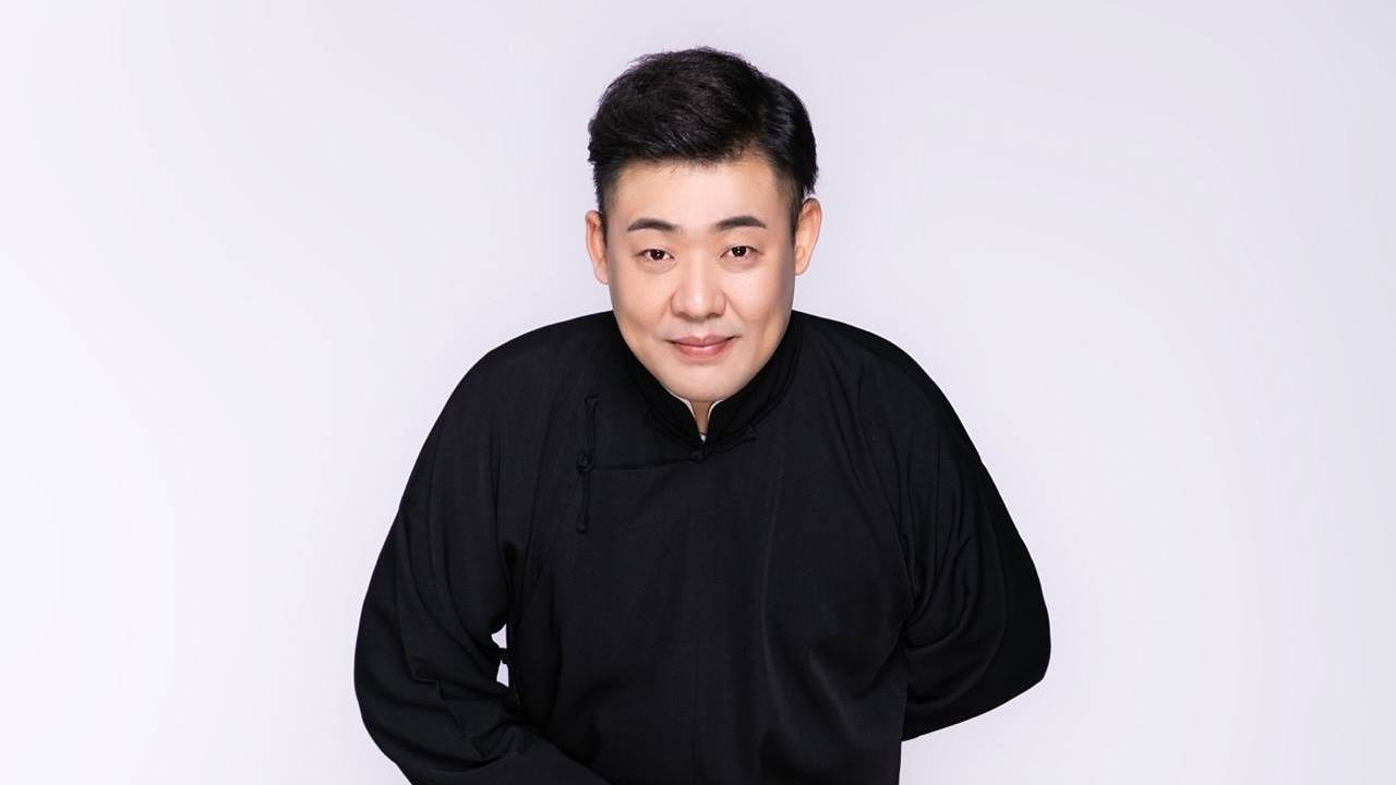 天气越来越冷,德云社张鹤帆为"小光头"蓄发,遭到粉丝"不满"