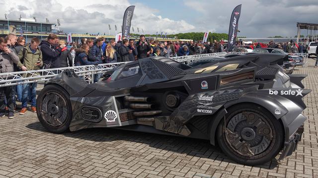 这是一辆新的兰博基尼蝙蝠车?这也太酷了