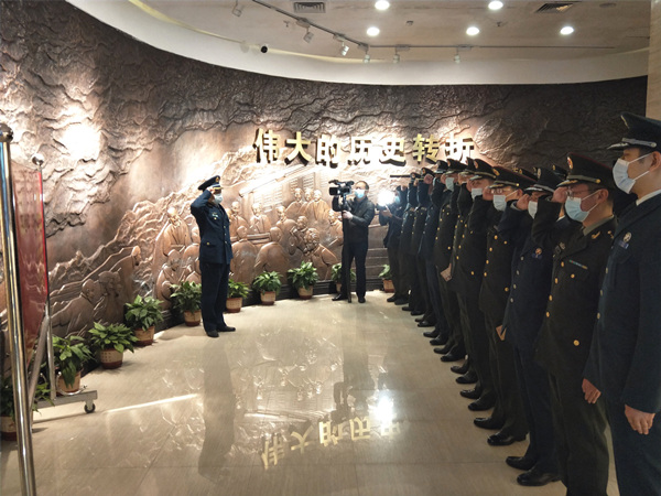 武汉警备区借助红色资源开展党史学习教育 瞻仰革命旧址砥砺初心使命