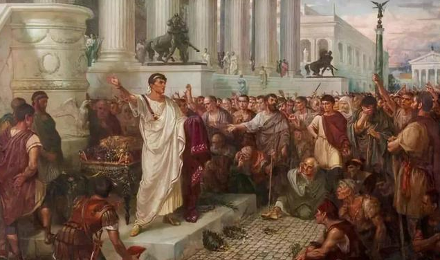 罗马共和国时期,建立平等的卡西亚盟约,而后又形成三角军事同盟