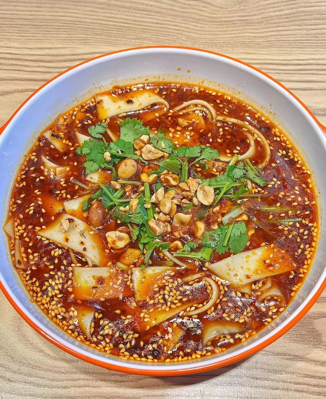 都是定西宽粉水晶粉,粉丝,手擀粉等系列产品宽粉条,韭叶粉条,细粉条