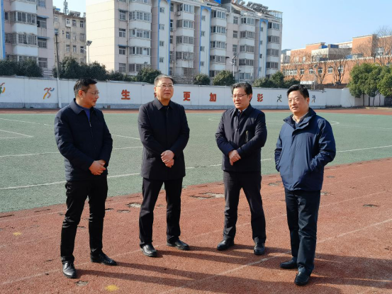 市教体局杨慎红局长莅临淮南二十六中高中校区调研