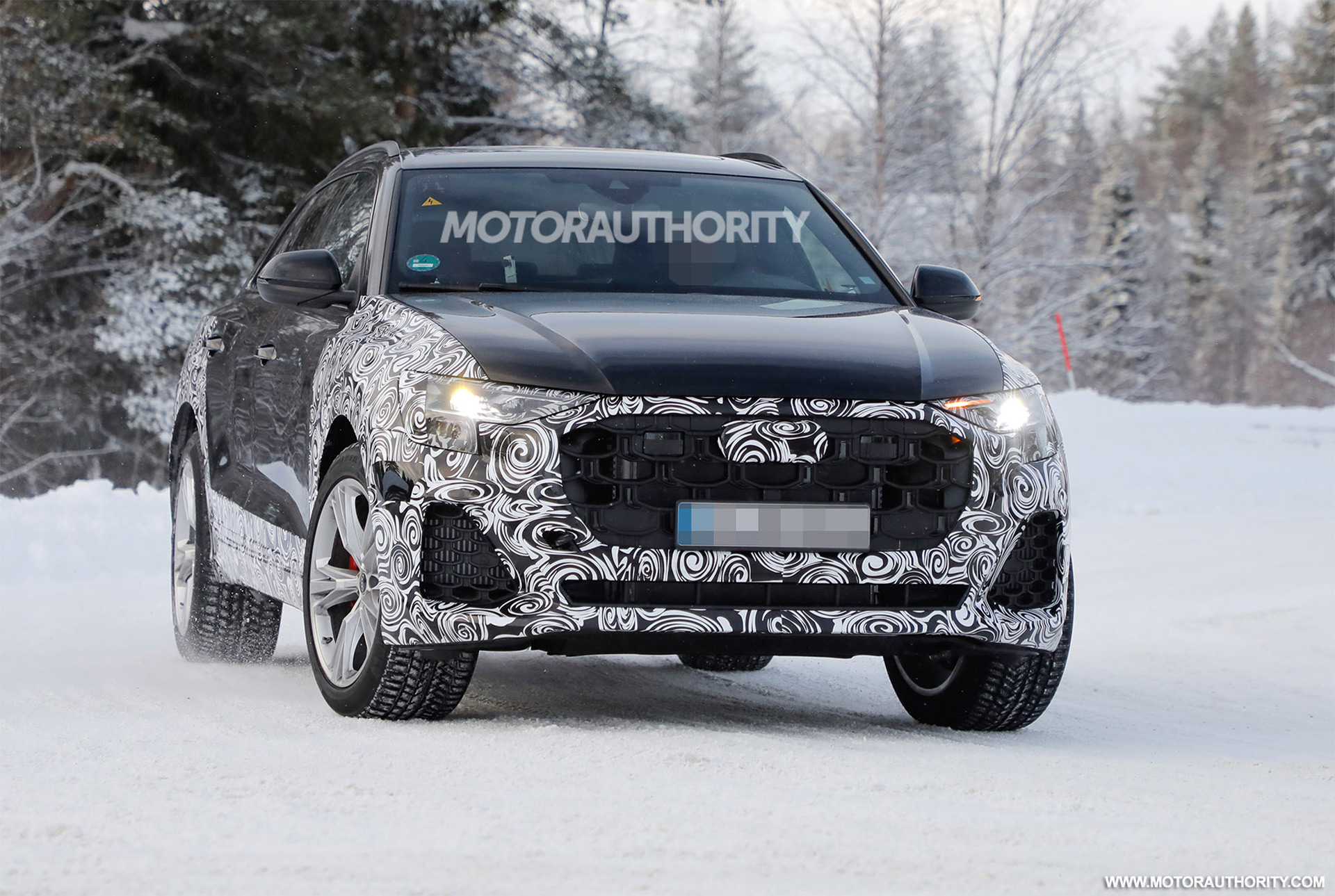 2024款奥迪q8谍照流出