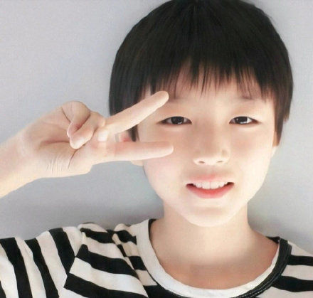 王俊凯9岁照片图片