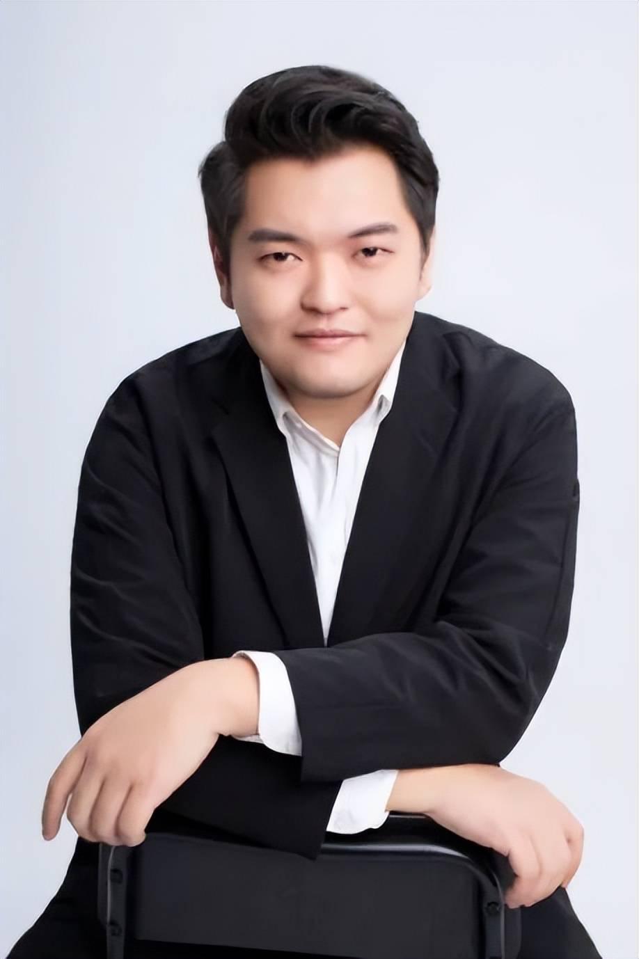 公开道歉的董事长,辞职了