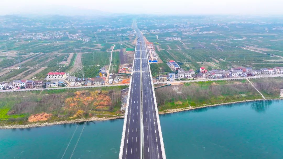 宜昌市宜都清江三桥顺利通车