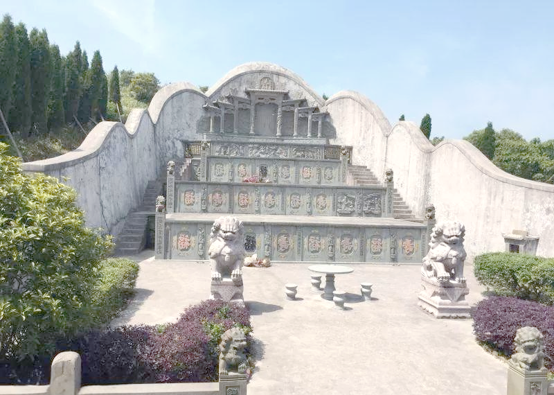 温州培育厚养薄葬新风尚,豪华"椅子坟"难再现山川