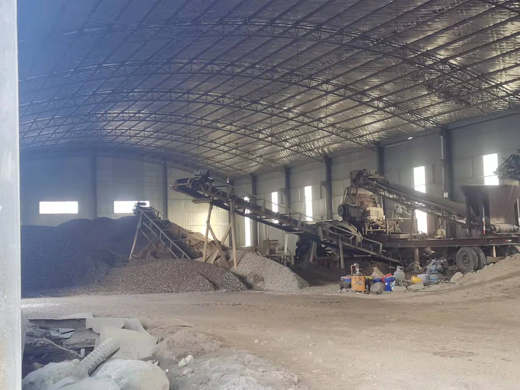 原阳县靳堂乡非法砂石厂污水直排无人治理