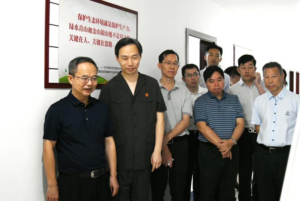 开福区人大常委会主任率队到区法院调研环境资源保护审判工作