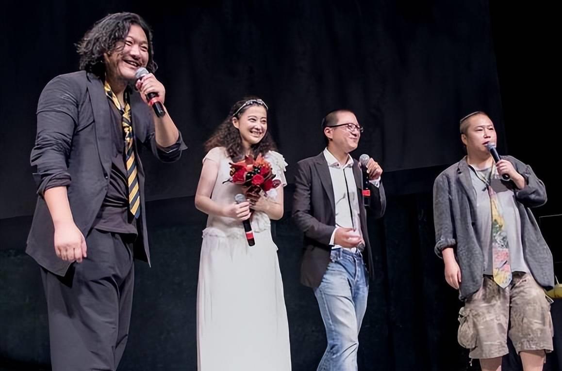 曾剑梅婷幸福家庭:夫妻恩爱,子女双全