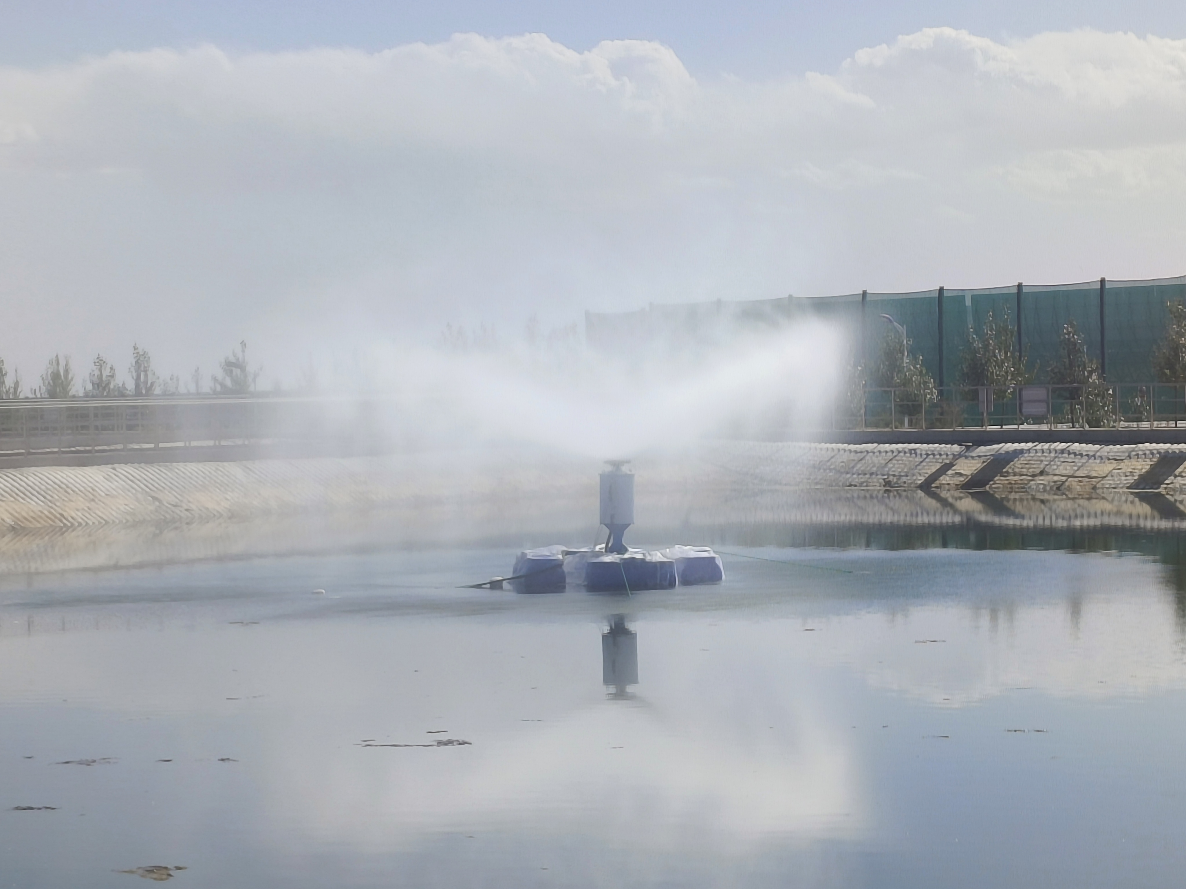 漂浮式蒸发器——养殖场废水