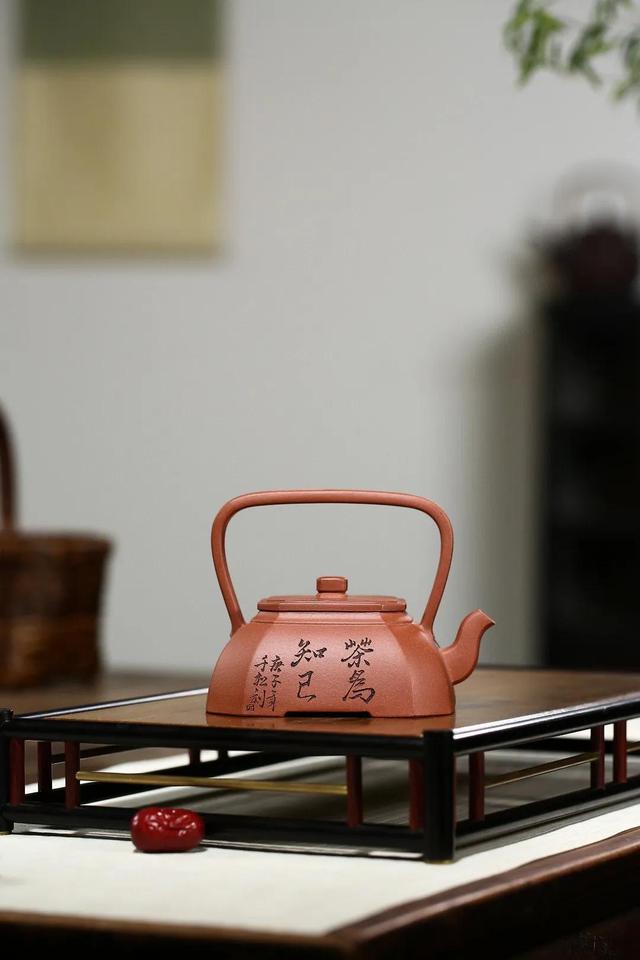 「六方提梁」陈晔(国工艺美术师)宜兴原矿紫砂茶壶