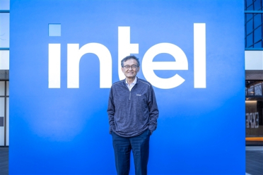 Intel首位华人CEO陈立武上任：重申不会拆分代工业务！