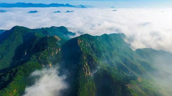 秋高氣爽,讓我們一起去遵化爬山吧!