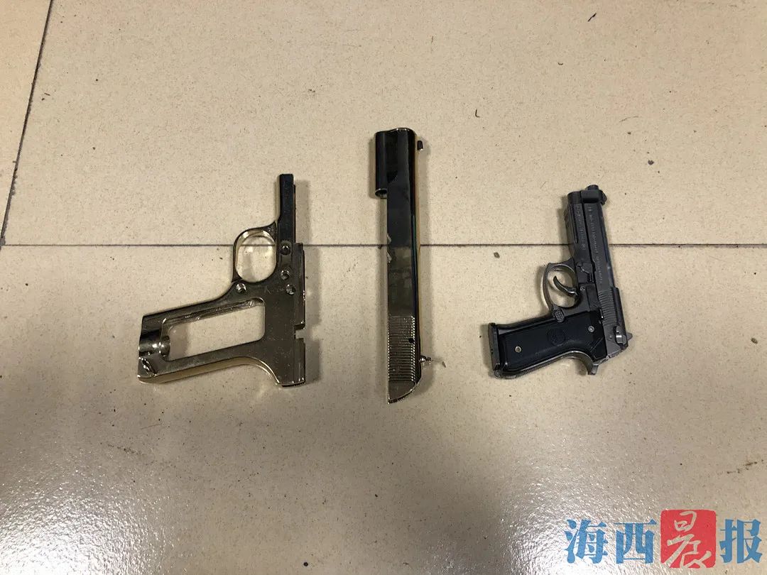 胆真大!家中私藏5把枪,厦门一男子因做这事"露馅"