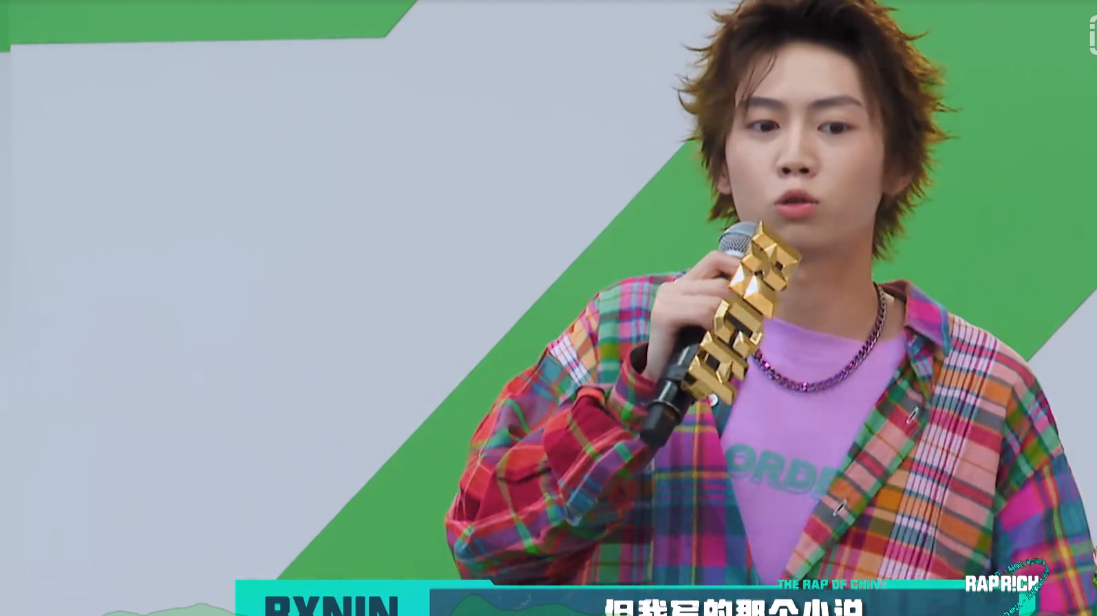 肉泥立即回应: 可以,不过小说里面我是我孙子的爷爷,我是被复活的,我