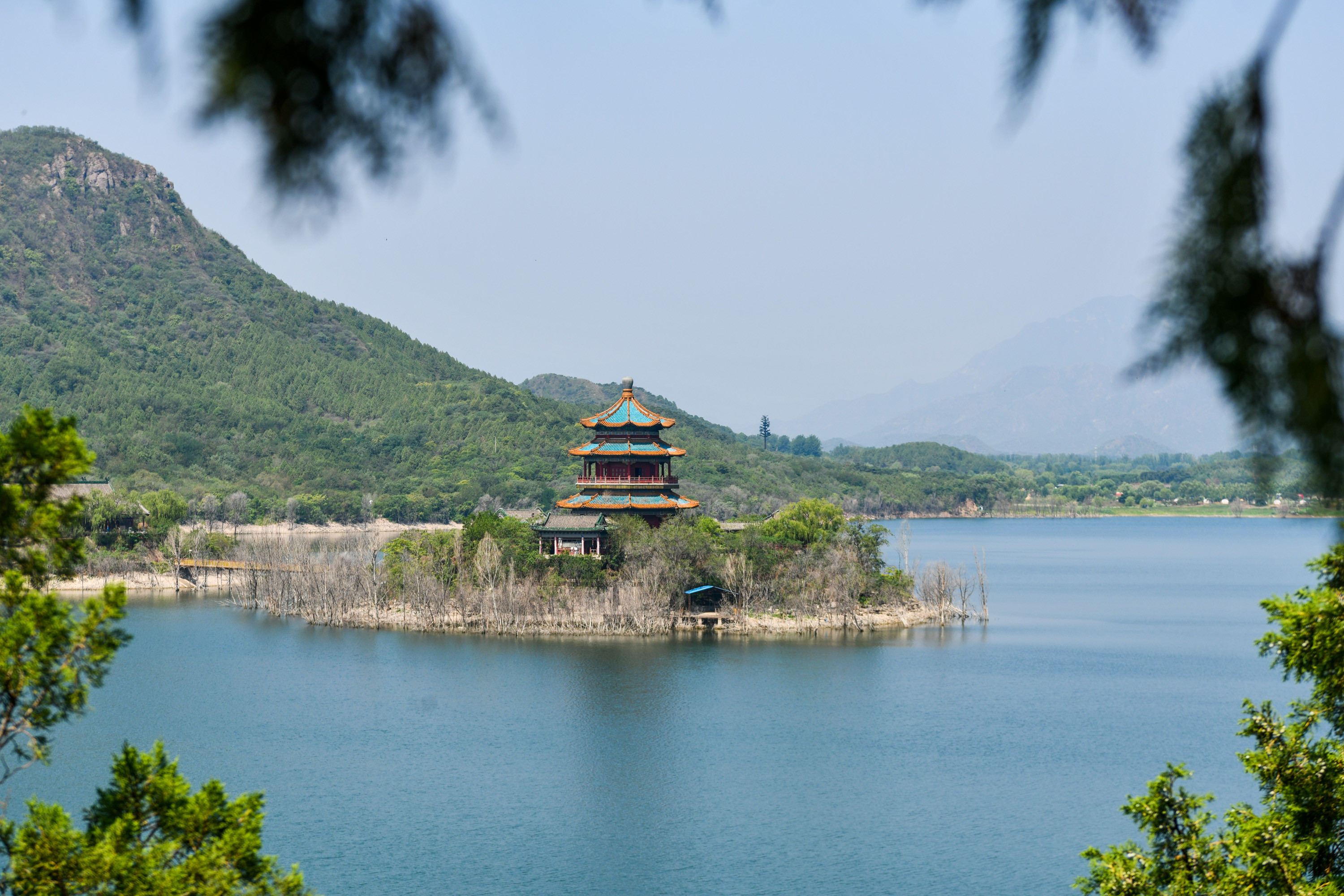 十三陵水库水利风景区图片