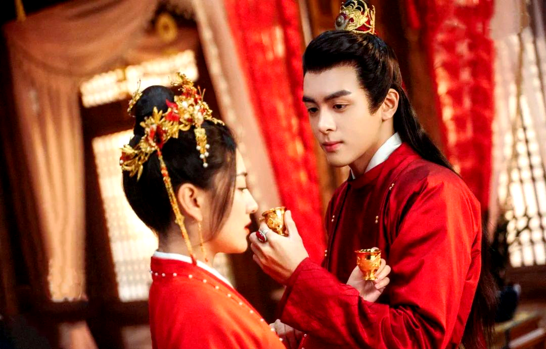 古装剧《雁归西窗月》中的郡王与平民女的命运交织