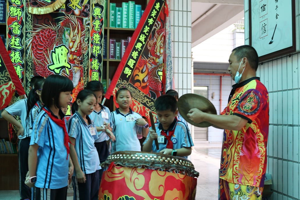 东莞非遗进校园活动走进寮步横坑小学