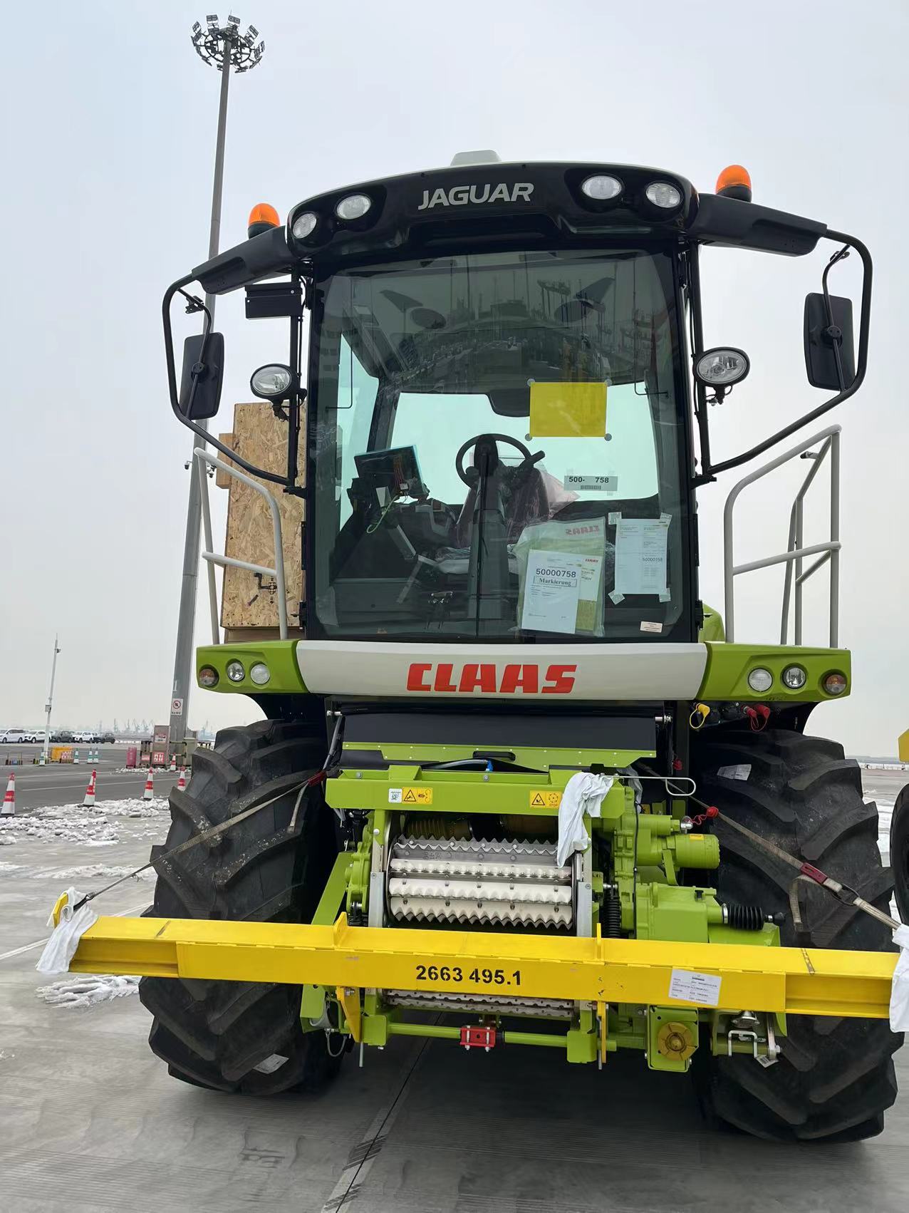 美国约翰迪尔全喂入式联合收割机进口报关中检代理手续跟操作流程