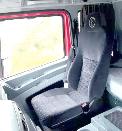 陕汽德龙x3000载货车试驾体验:多项优化彰显技术实力